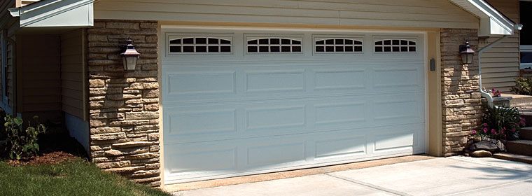 CHI garage door Model 4240